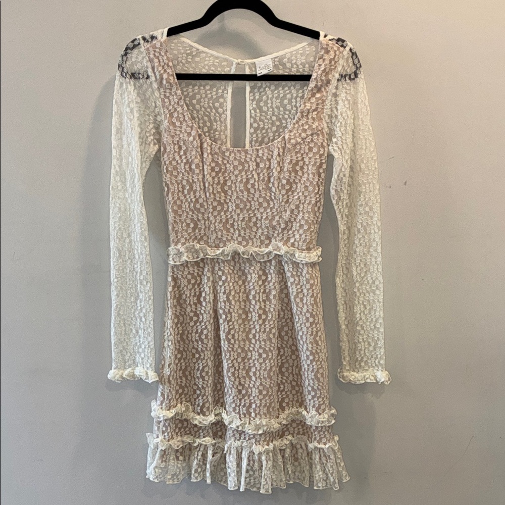 Selfie Leslie Lace Birkin Long Sleeve Sheath Dress Size Small - Picture 6 of 11